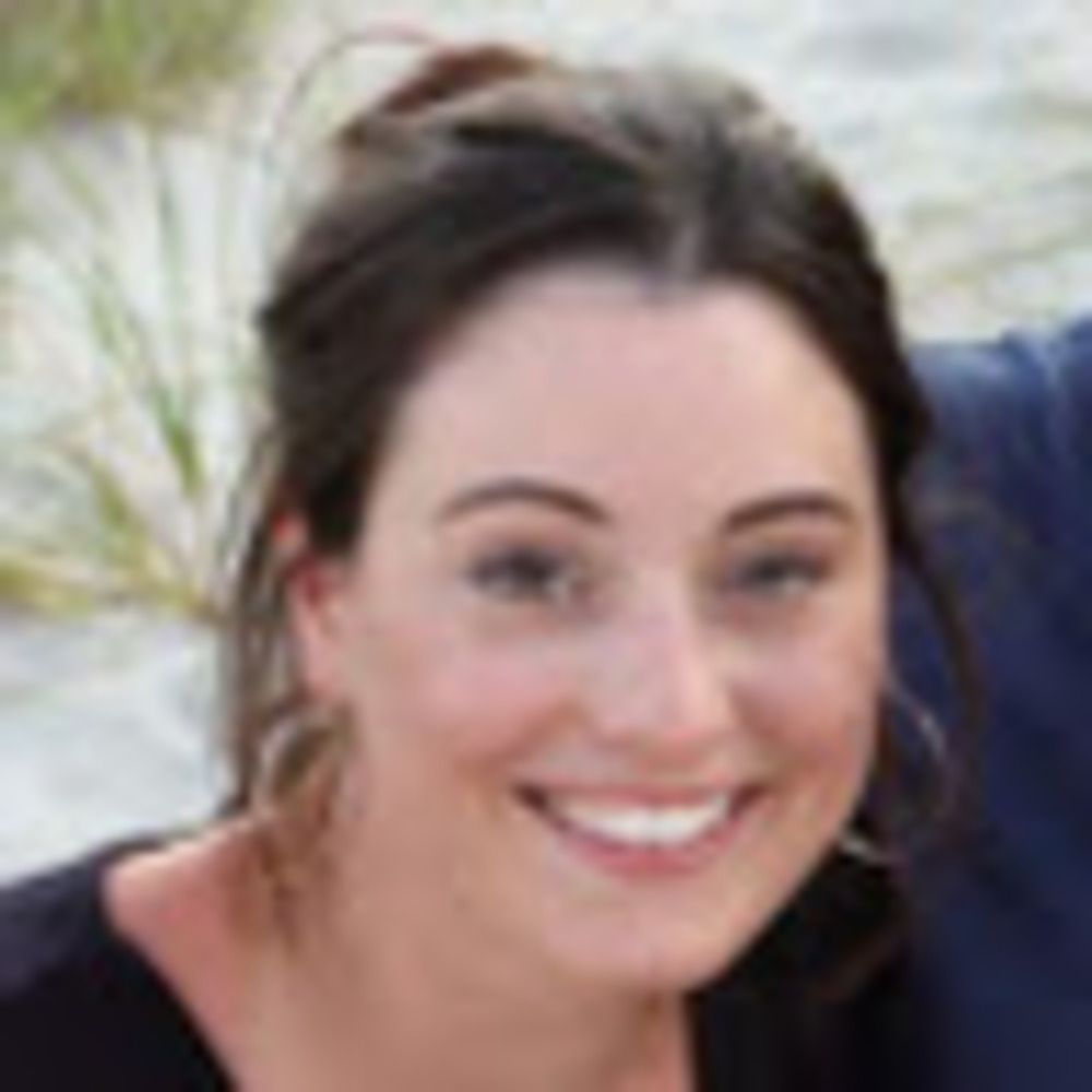 Meet your Posher, Emili